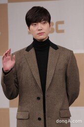 [동아포토]안재현, 하자 있는 인간들로 첫 복귀.. 이혼공방 후 첫 공식석상