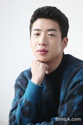 [동아포토+]주먹 쥔 유수빈