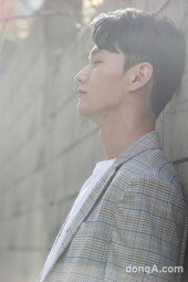 [동아포토+]신재휘, 그의 연기는 아무도 모른다