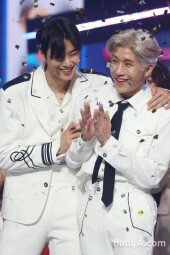 [동아포토]아스트로 차은우-진진, 우승의 기쁨