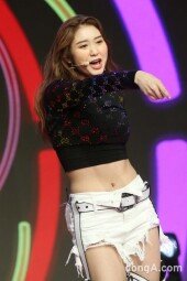 [동아포토]시크릿넘버 데니스, 폭발하는 가창력