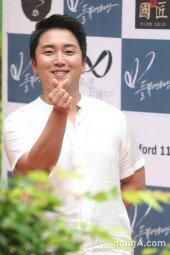 [동아포토]곽민규, 들꽃영화상이 발굴한 마스크