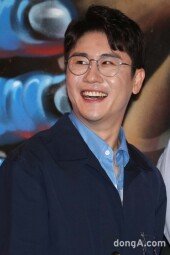 [동아포토]영탁, 꼰대인턴 특별출연.. 니가 왜 거기서 웃어?