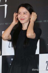 [동아포토]신혜선, 밝은 입장