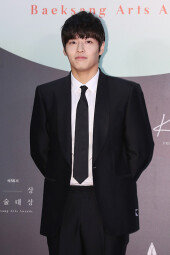 [포토]강하늘, 얼음 (2020 백상예술대상)