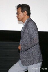 [동아포토]정진영, 오늘은 감독