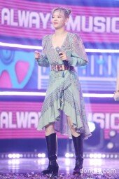 [동아포토]트와이스 정연, 인디언 인형처럼