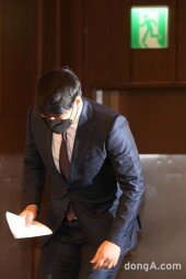 [동아포토]강정호, 공식 기자회견 참석