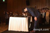 [동아포토]강정호, 정중했지만.. 늦은 사과