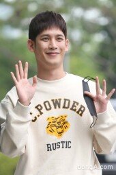 [동아포토]박기웅, 훈훈한 미소