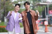 [동아포토]영탁-박해진, 주차장 앞에서 만난 꼰대인턴