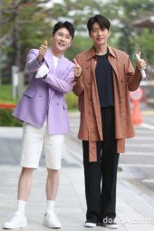 [동아포토]영탁-박해진, 꼰대인턴 엄지 척~