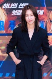 [동아포토]경수진, 자신감 넘치는 포즈