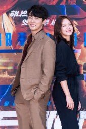 [동아포토]윤시윤-경수진, 기대되는 케미