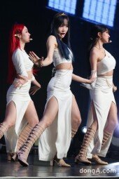 [동아포토]여자친구, 유주, 파격적인 비주얼