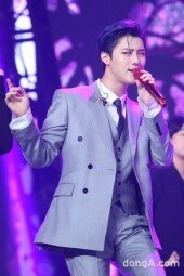 [동아포토]조승연, 눈빛으로 제압