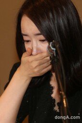 [DA포토]골프장 갑질 논란 박수인, 눈물의 기자회견