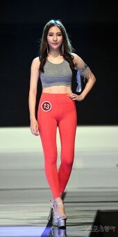 [포토] 공라윤, 우월한 기럭지