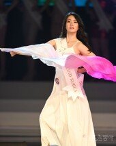 [포토] 문혜린, 한국 무용으로 자기 소개