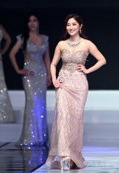 [포토] 구영슬 ‘아나운서 워킹’