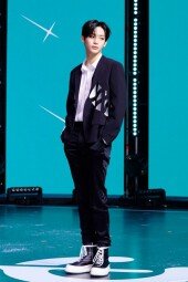 [DA포토] 크래비티 정모, 얼음장 같이 투명한 피부