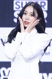 [DA포토]러블리즈 지수, 섹시한 브이 라인