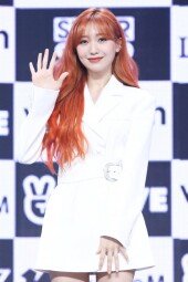 [DA포토]러블리즈 류수정, 싱어송라이터의 인사