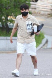 [DA포토]김호중, 부상에도 문제없어