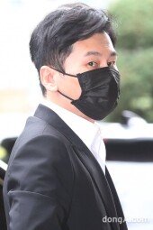 [DA포토]출석하는 양현석 전 대표.. 매서운 눈빛