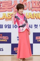 [DA포토]김연자, 언제나 흥부자