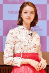 [DA포토]안젤리나 다닐로바, 한복이 잘 어울리는 외국인