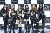 [DA포토]에버글로우, 강력한 메시지 ‘LA DI DA’