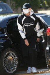 [DA포토]유아인, 여의도에 나타난 패셔니스타