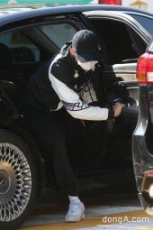 [DA포토]출근하는 유아인