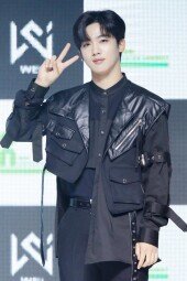 [DA포토]김요한, 상큼발랄 브이~