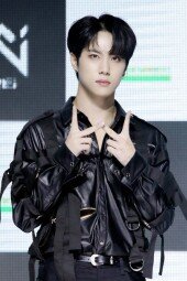 [DA포토]김동한 ＂위아이로 인사드려요＂