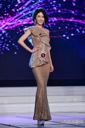 [포토] 안나영 ‘아름다운 드레스 자태’