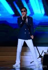 [포토] 심신 ‘신나는 축하공연’