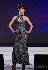 [포토] 박지현 ‘제 드레스 어떤가요?’