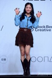 [포토] 이달의 소녀 현진, 앙증맞은 고양이~