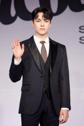 [DA포토]세븐틴 버논, 조각미남