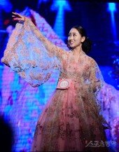 [포토] 김소윤 ‘아름다운 손 끝’