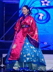 [포토] 김혜진 ‘수줍은 등장’