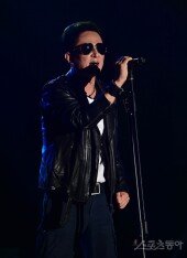 [포토] 심신 ‘왕년 오빠의 강렬한 무대’