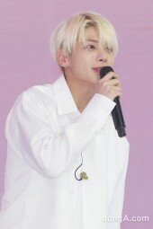 [DA포토]투바투 태현, 금발이 아름다워