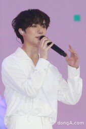 [DA포토]투바투 범규, 여심 설레는 눈빛