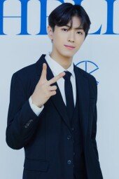 [DA포토]씨아이엑스 용희, 귀엽게 브이~