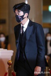 [DA포토]임영웅, 마스크로 가려도 빛나는 비주얼