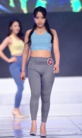 [포토] ‘2020 미스 로얄 코리아’ 윤이나 ‘당당한 발걸음’