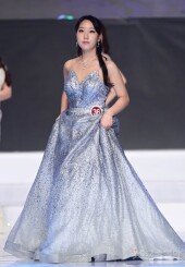 [포토] ‘2020 미스 로얄 코리아’ 윤이나 ‘긴장된 걸음걸이’